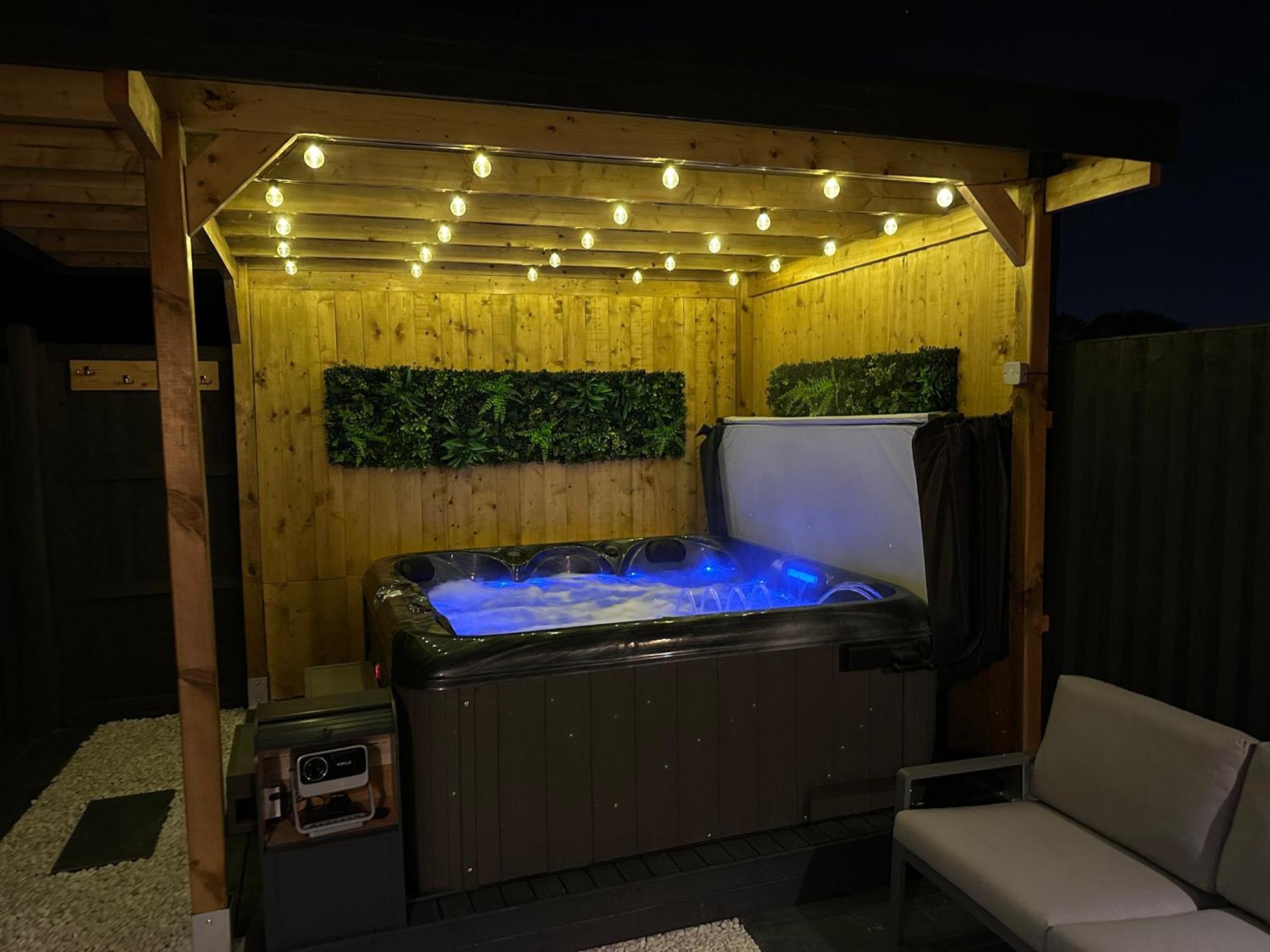 Wild & Free Hot Tub Retreat Διαμέρισμα Ντάρτφορντ Εξωτερικό φωτογραφία